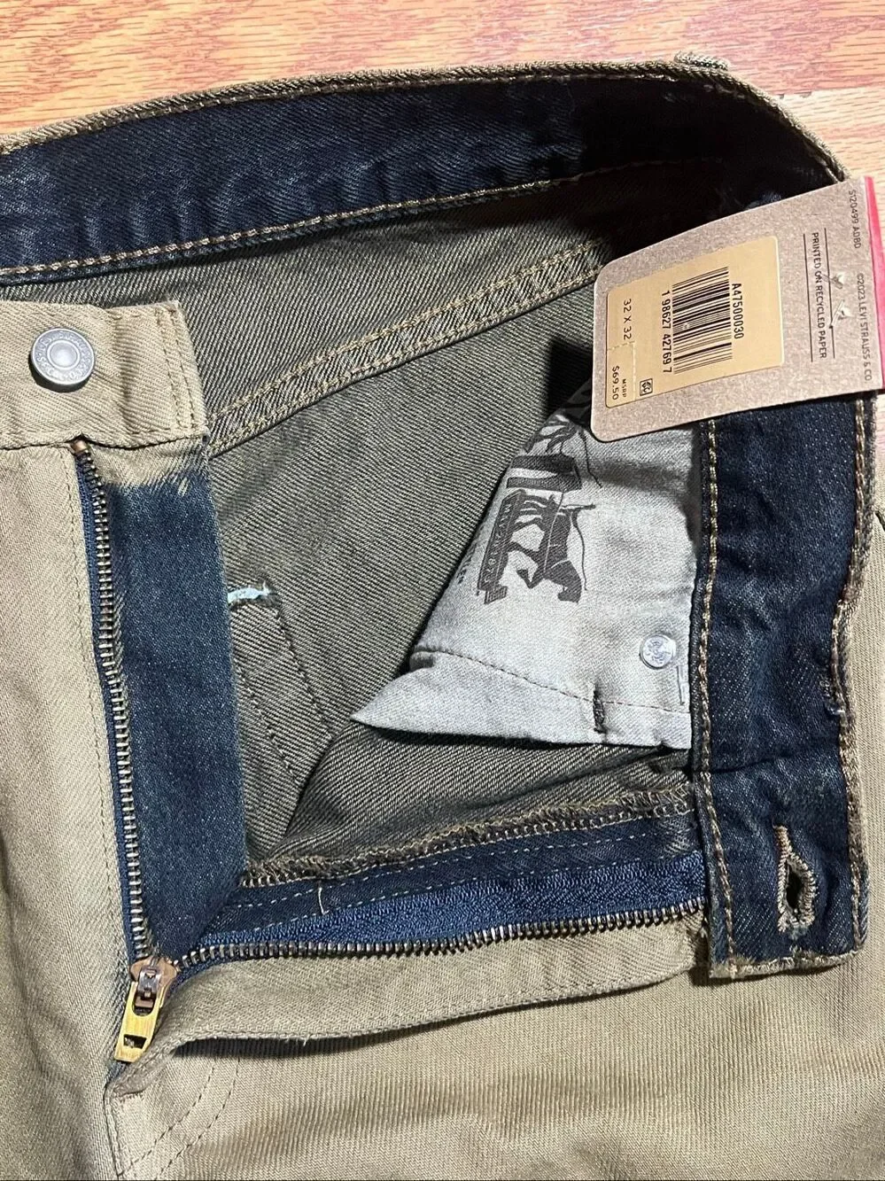 Levi’s NWT Men’s 578 Baggy Fit Brown Jeans 32x32